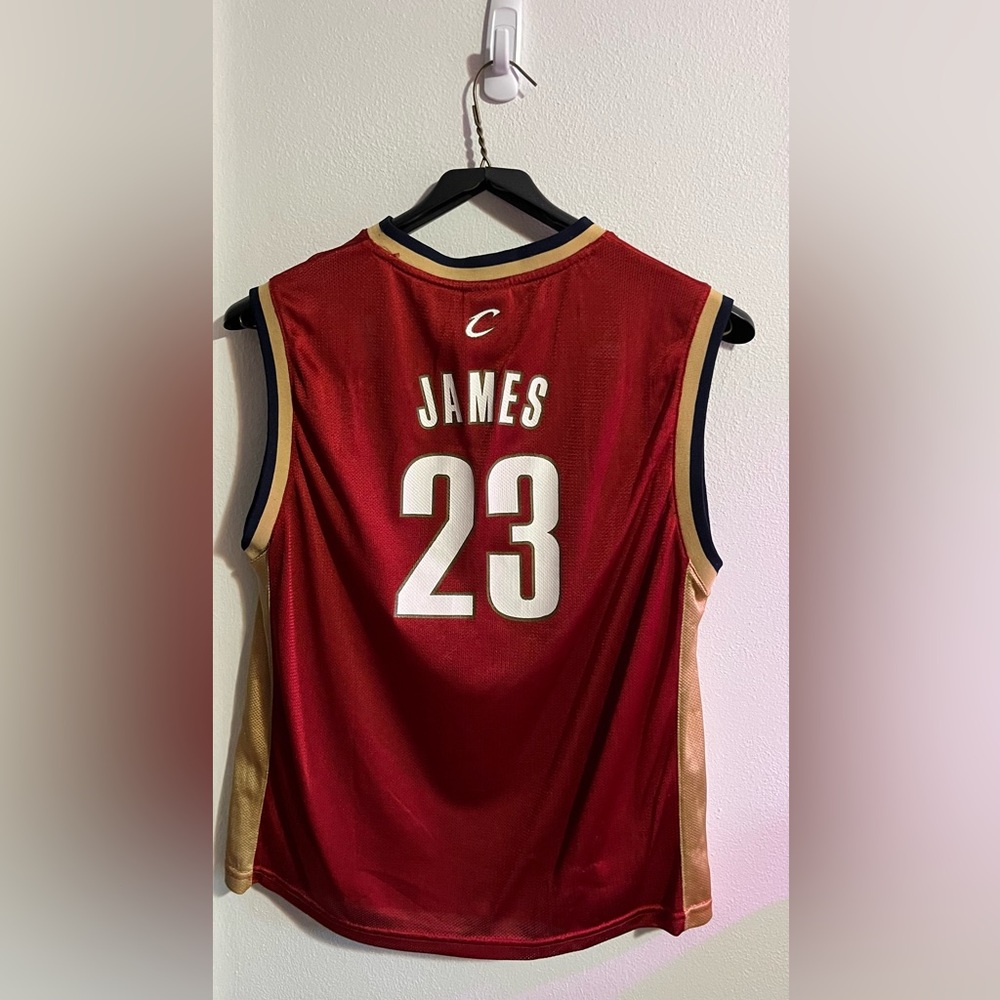 Cleveland YOUTH XL James 23 Adidas jersey
